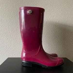 Ugg Shaye Rain boots size 8